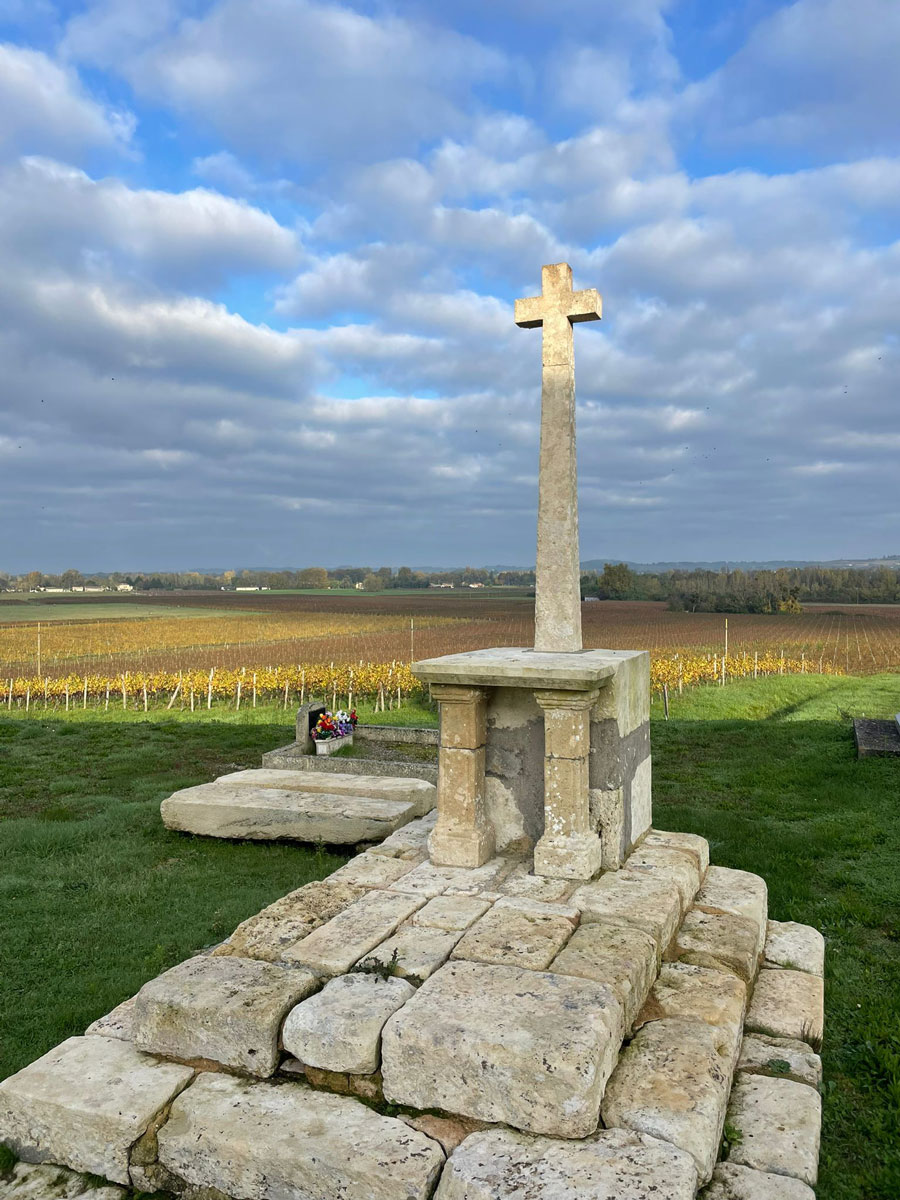 Église romane Saint-Martin-de-Mouliets – monument historique du XIIe siècle en Gironde